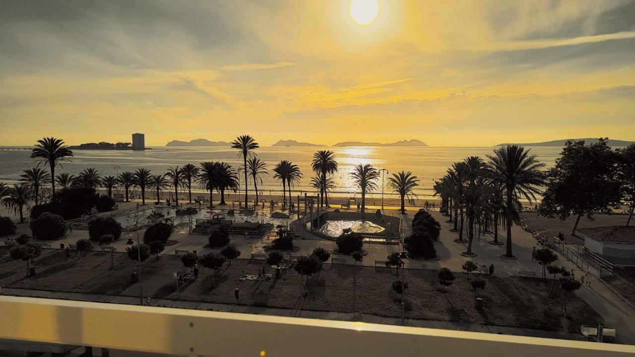 Samil Apartment, primera línea de playa con Wifi y Garaje Vigo Exterior foto